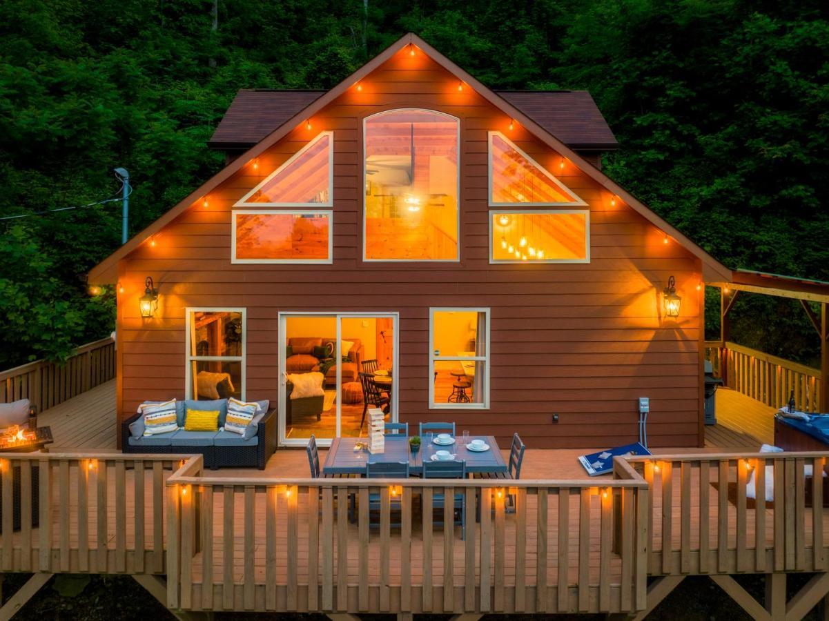Mountainside - New Luxury Cabin-Fire Table-Hot Tub-3 Pools-Ps5-Bears Gatlinburg Zewnętrze zdjęcie