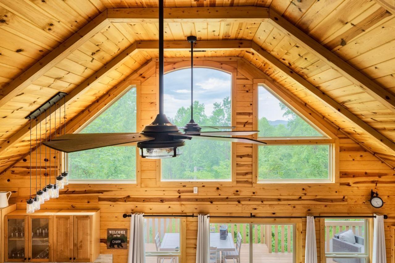 Mountainside - New Luxury Cabin-Fire Table-Hot Tub-3 Pools-Ps5-Bears Gatlinburg Zewnętrze zdjęcie